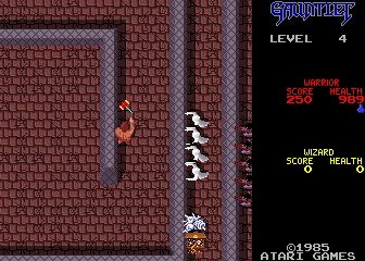 Play Gauntlet (2 Players, Japanese, rev 5) Now - Arcade :xxx - :yyy Game Screenshot