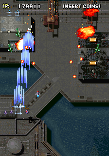 Play Strikers 1945 (Japan, unprotected) Now -  :xxx - :yyy Game Screenshot