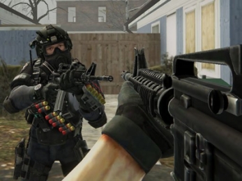 Play Call of Ops 2 Now