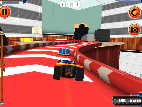 Burning Wheels Showdown gameplay screenshot