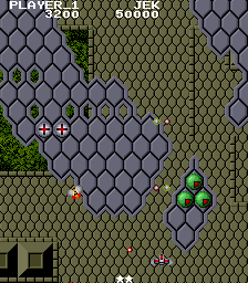 Play Savage Bees Now -  :xxx - :yyy Game Screenshot